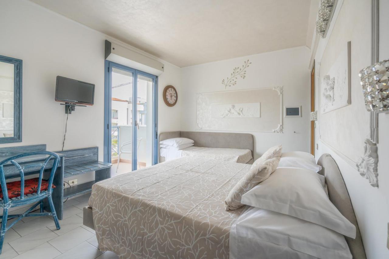 Royal Boutique Hotel Riccione Zewnętrze zdjęcie