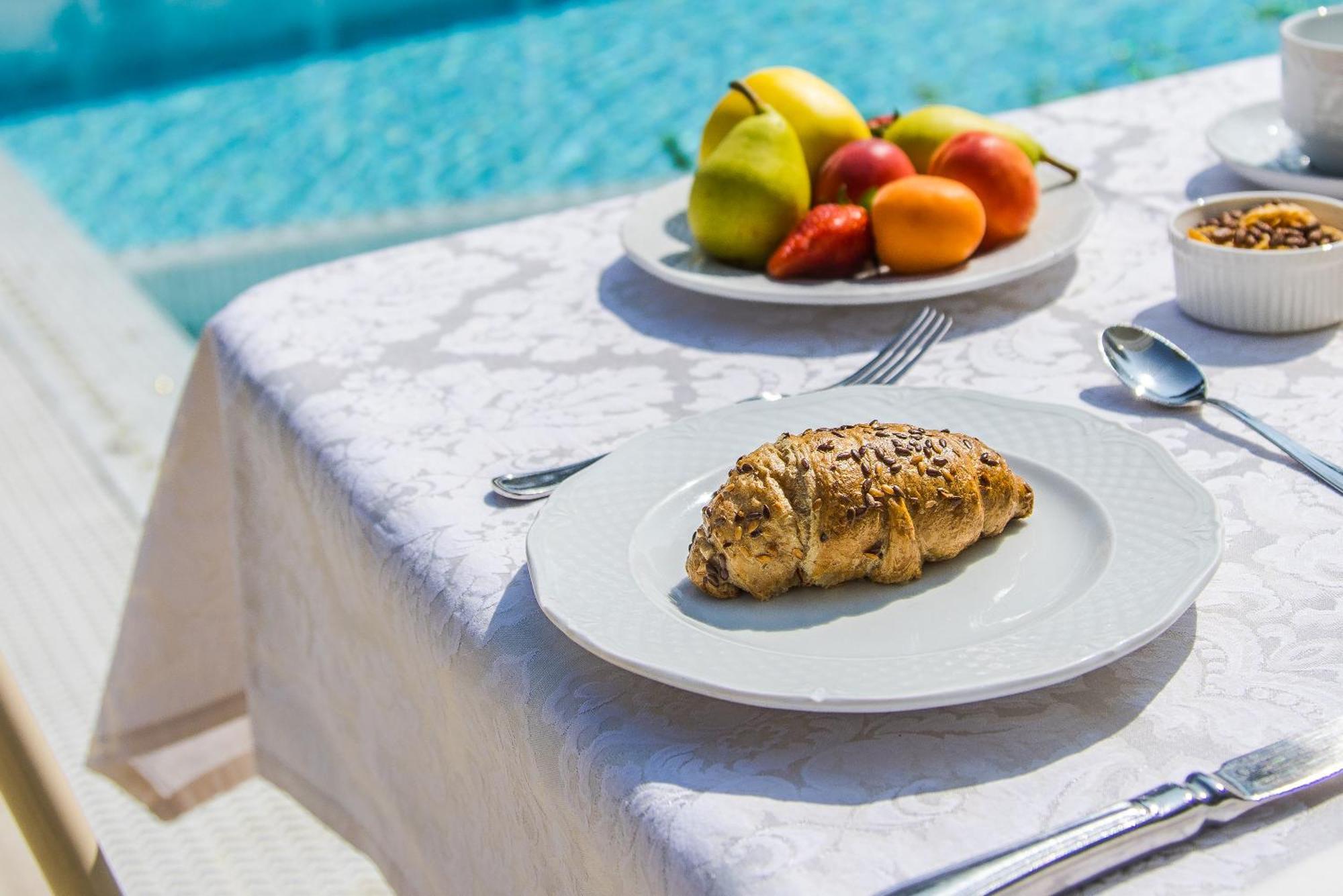 Royal Boutique Hotel Riccione Zewnętrze zdjęcie