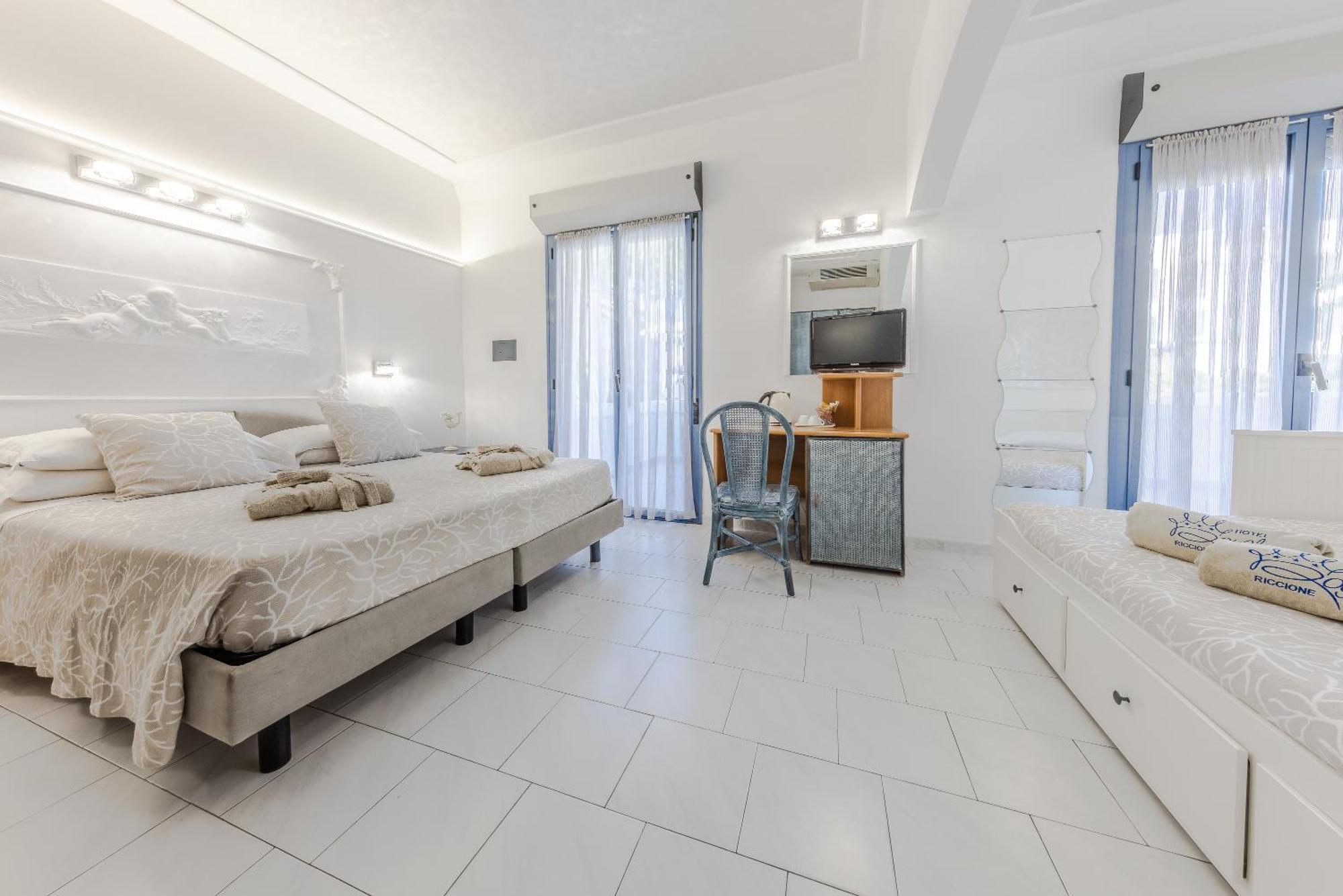 Royal Boutique Hotel Riccione Zewnętrze zdjęcie