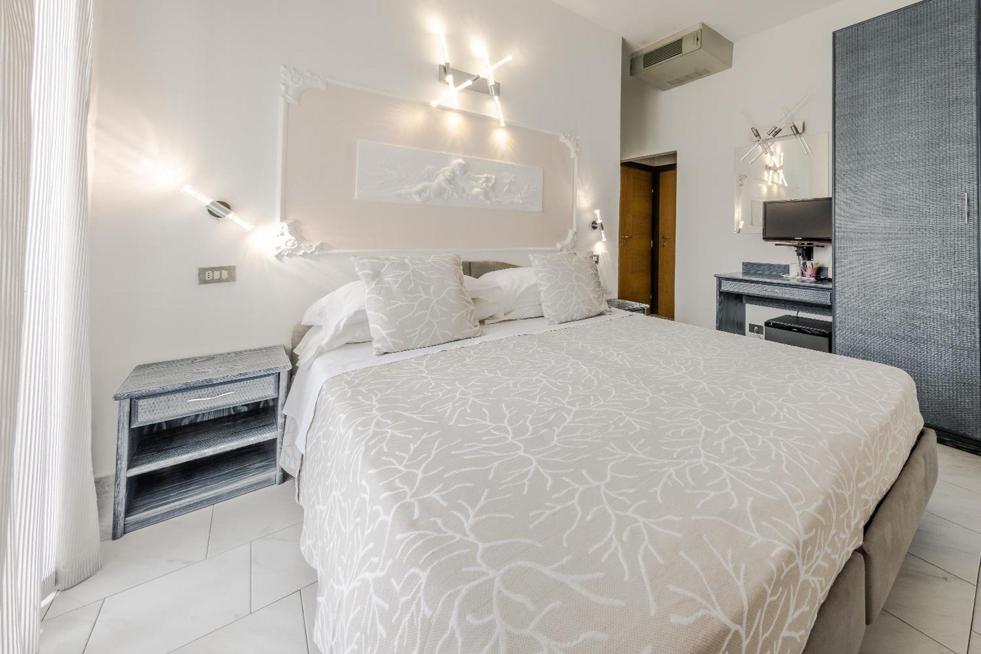 Royal Boutique Hotel Riccione Zewnętrze zdjęcie