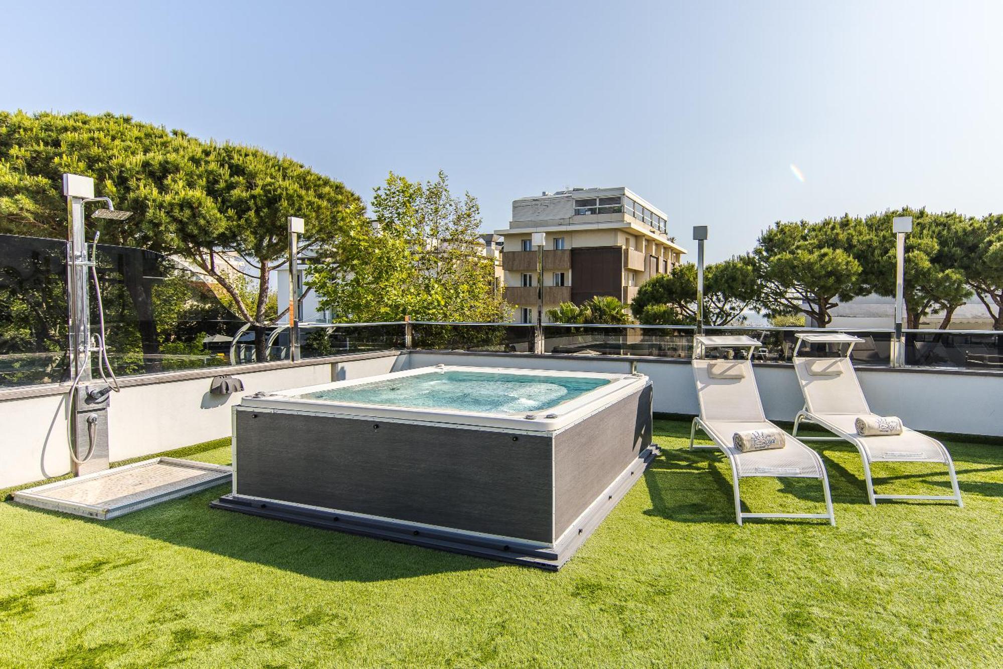 Royal Boutique Hotel Riccione Zewnętrze zdjęcie